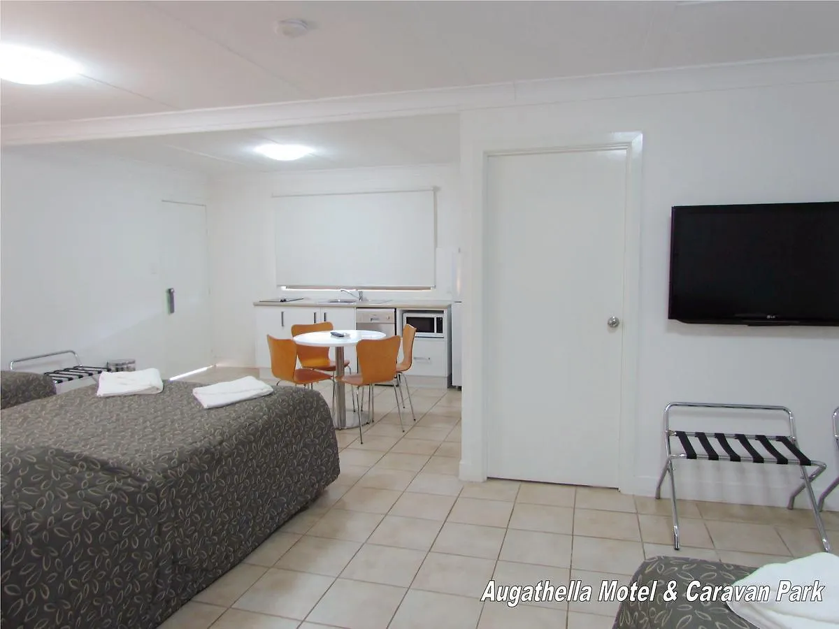 Augathella Motel & Caravan Park 3*,  Australien